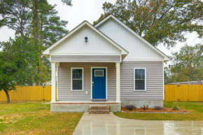 3 Mi to Dtwn Home with Patio and Grill in New Bern